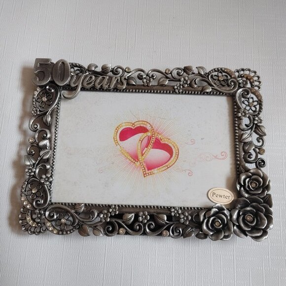 BEAUTIFUL 50 Year Wedding Anniversary Pewter Photo Frame 4 x 6 - Picture 1 of 3